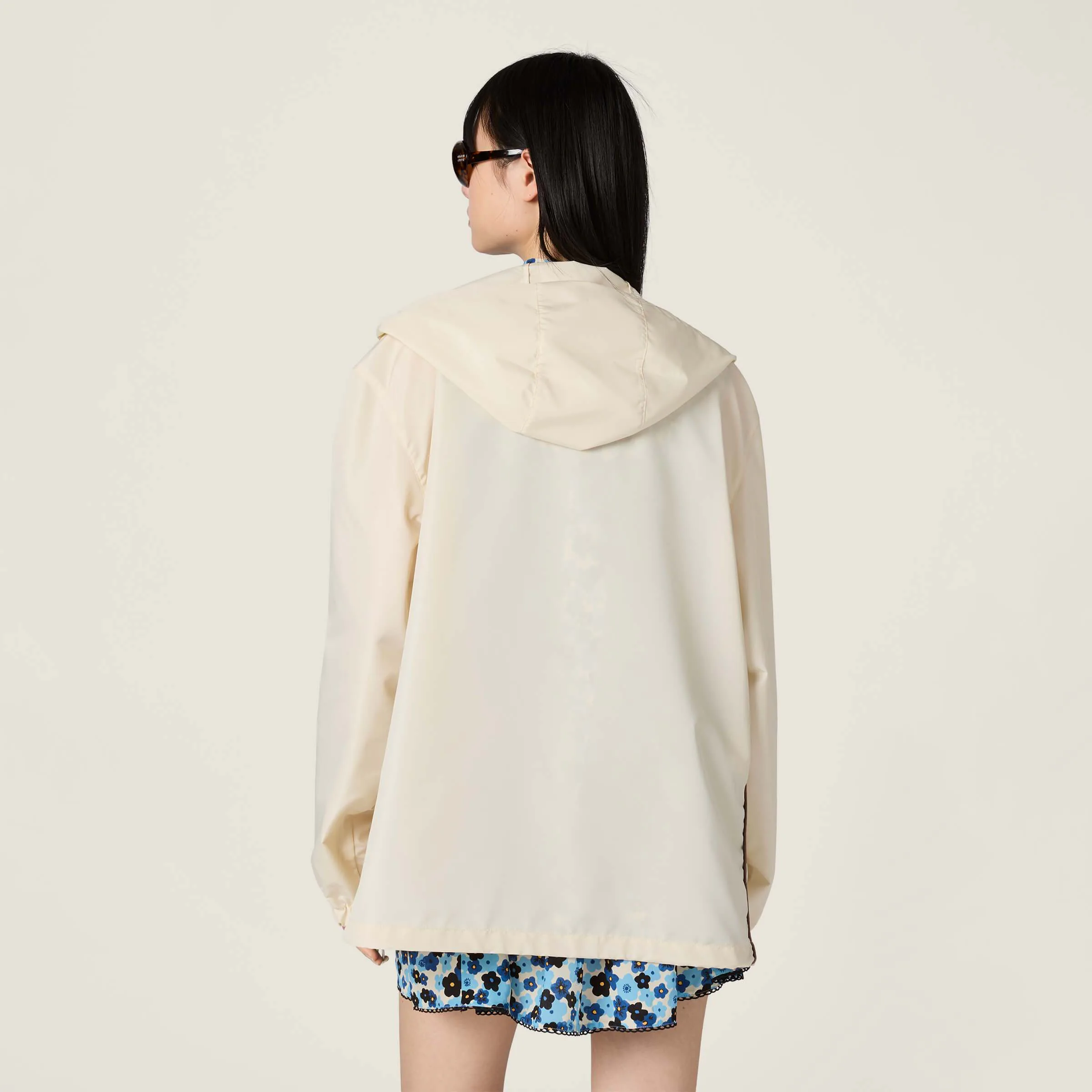 Куртки И Пуховики Женские Miu Miu 9338576