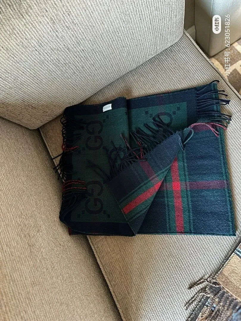 Шарфы Gucci 1174061