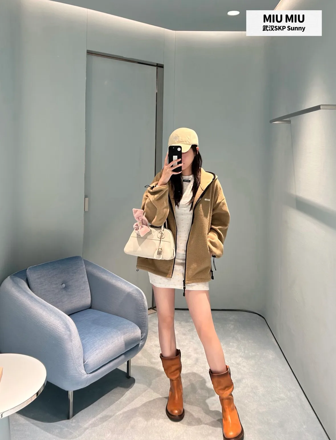 Куртки И Пуховики Женские Miu Miu 18033885