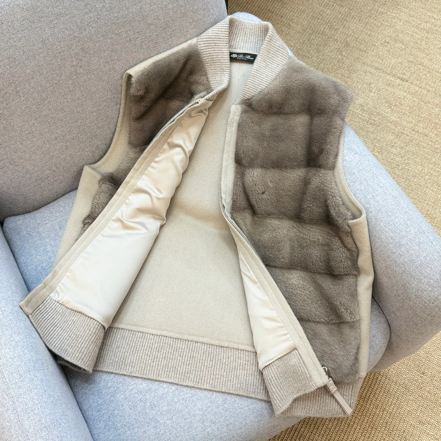 Жилеты Женские Loro Piana 592953