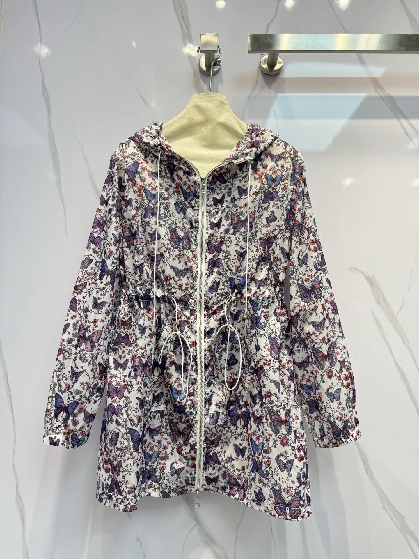 Куртки Женские Christian Dior Куртки Женские Christian Dior