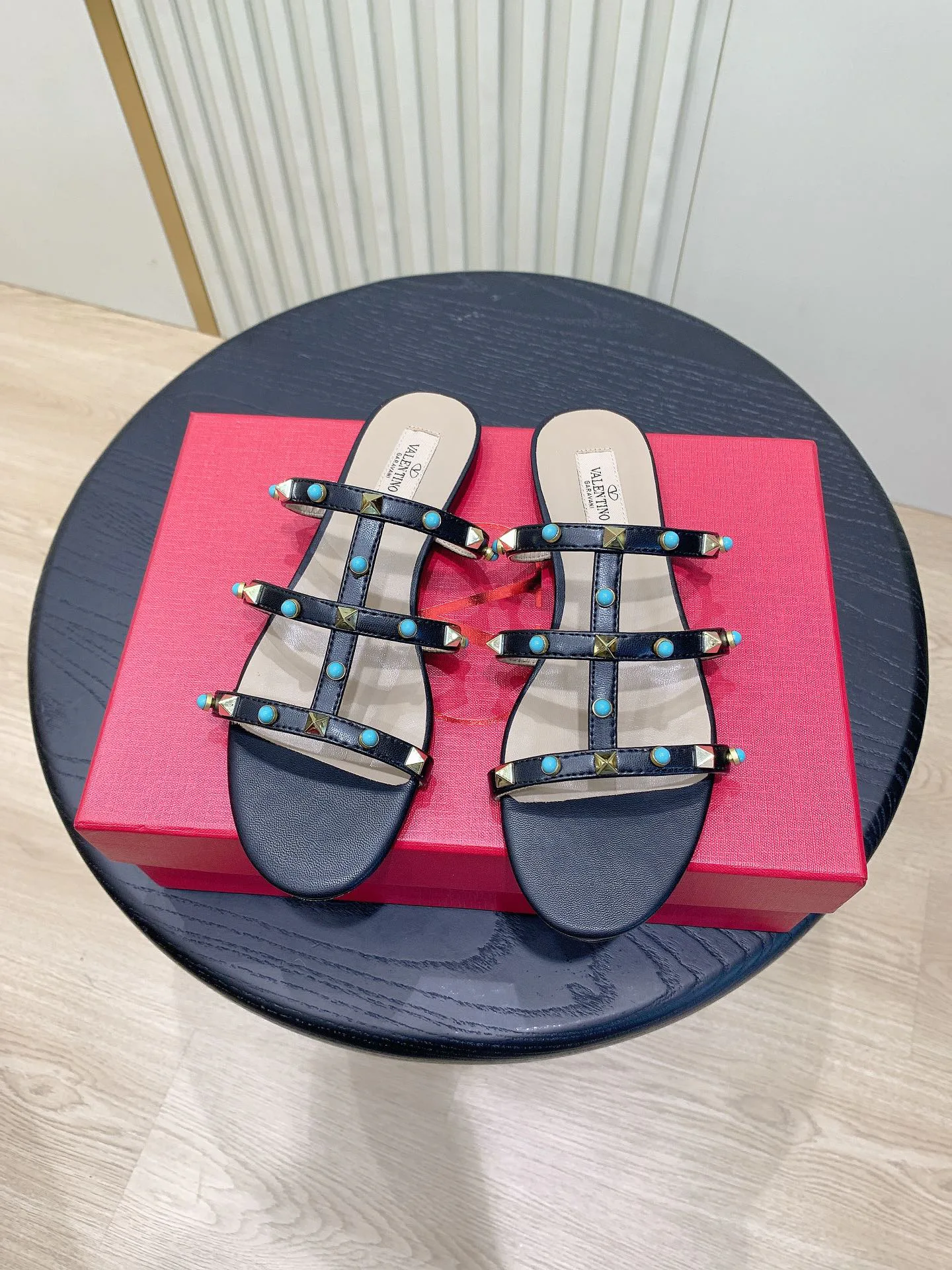Шлепанцы Женские Valentino 748133