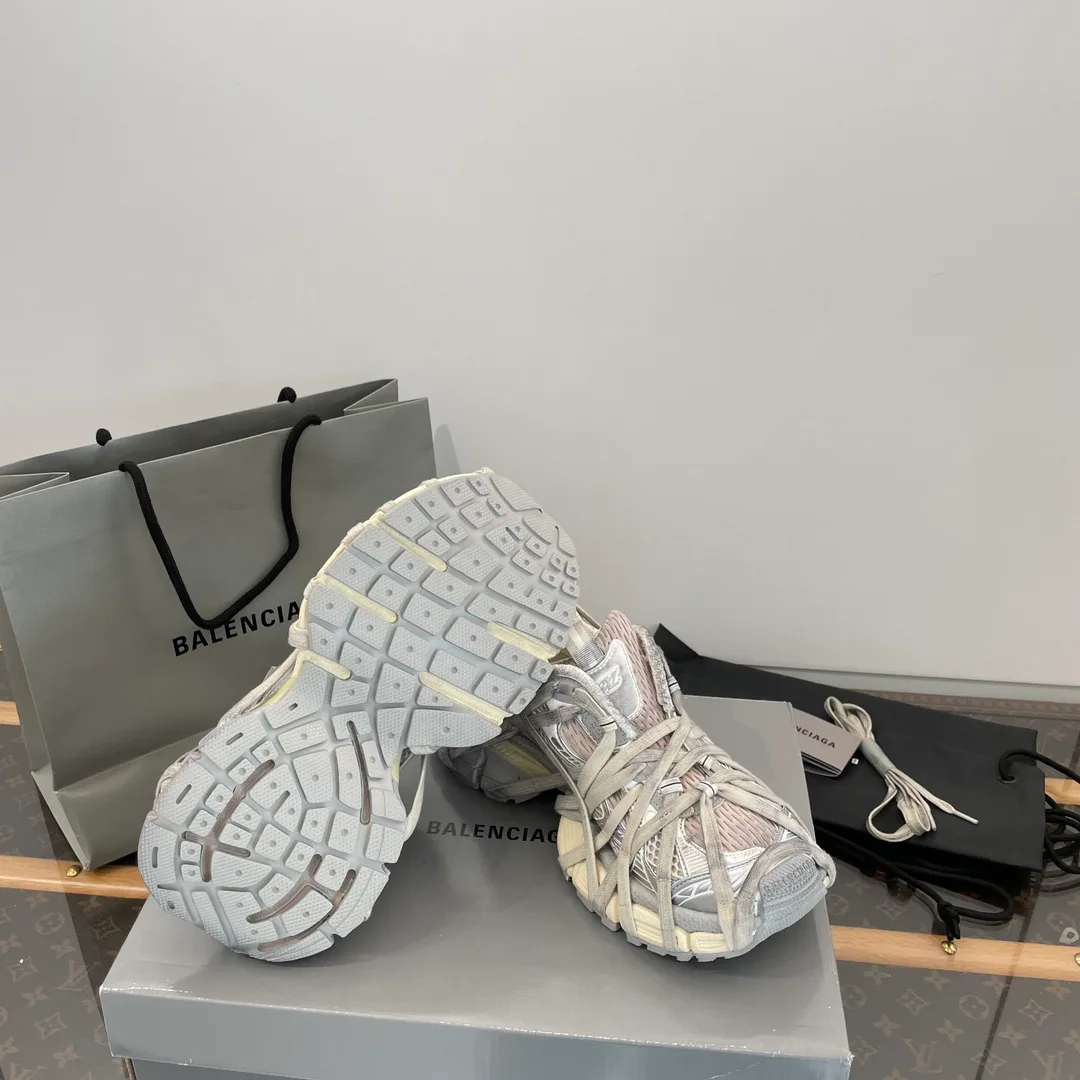 Кроссовки Женские Balenciaga 12548