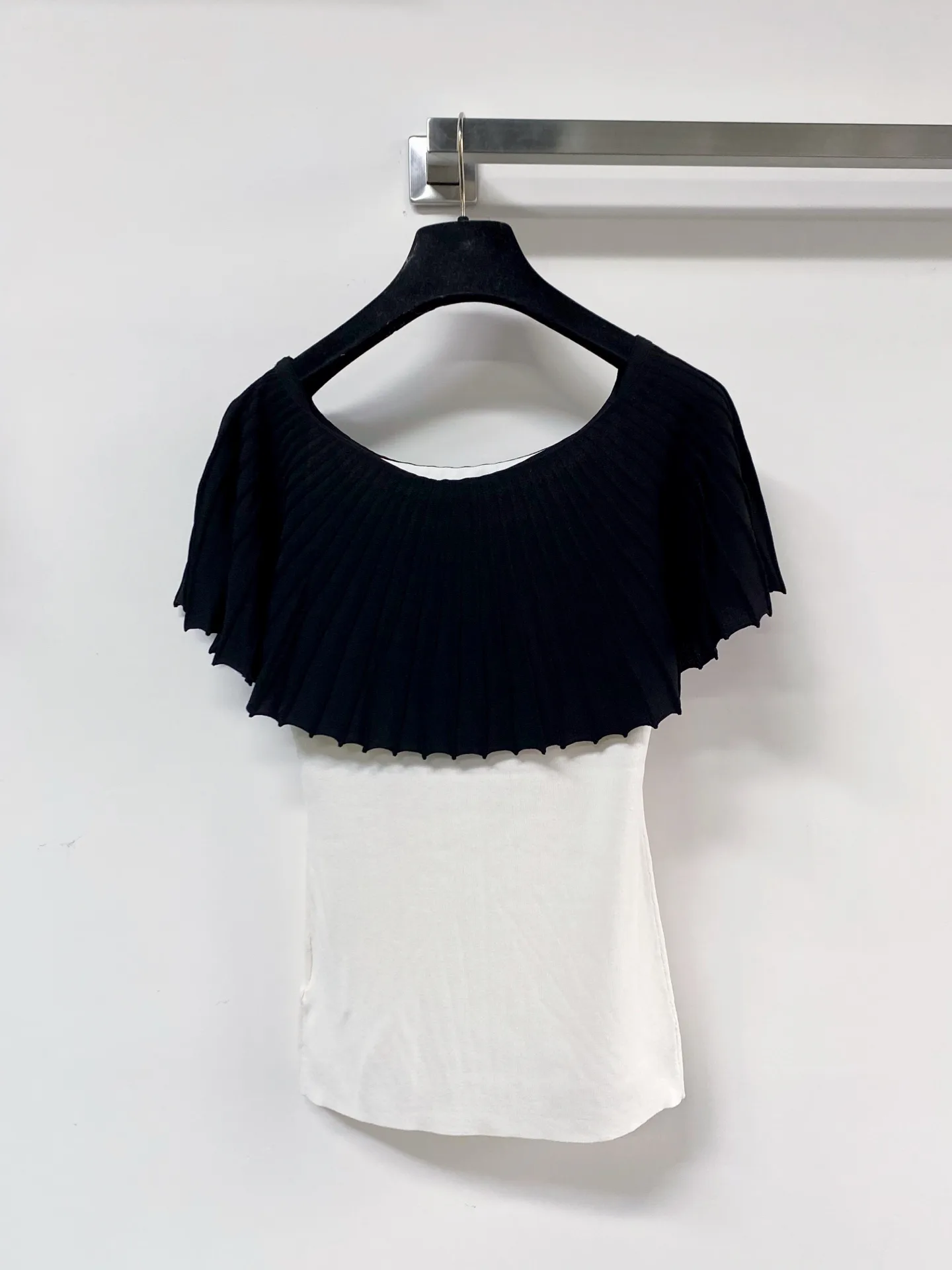 Жилеты Женские Chanel 11511152