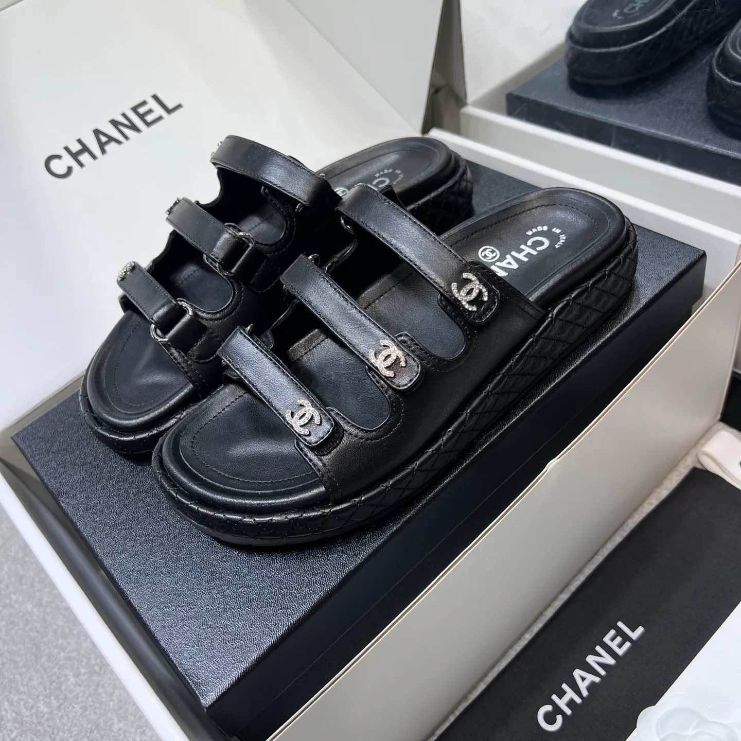 Шлепанцы Женские Chanel 15049
