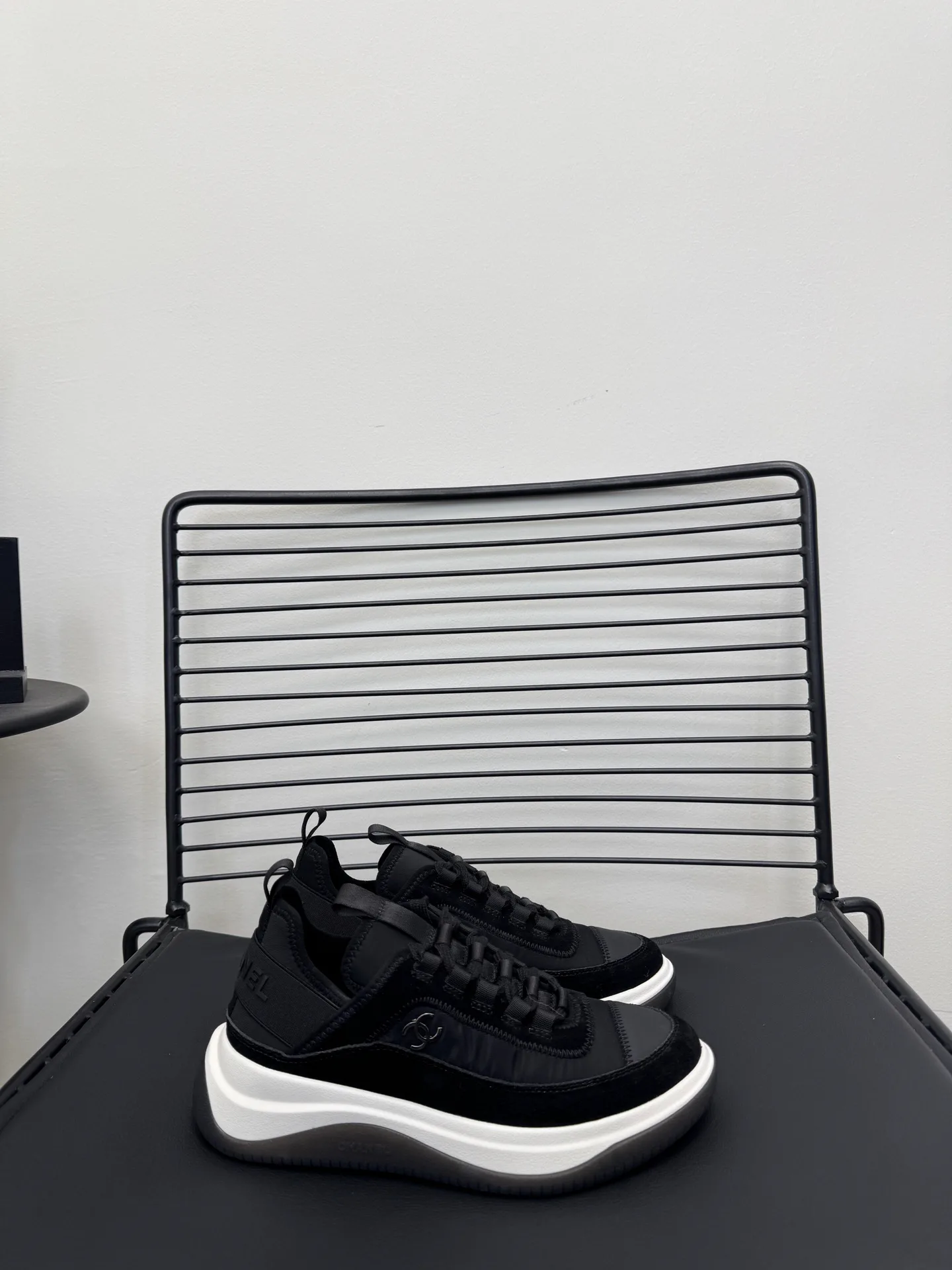 Кроссовки Женские Chanel 11494640