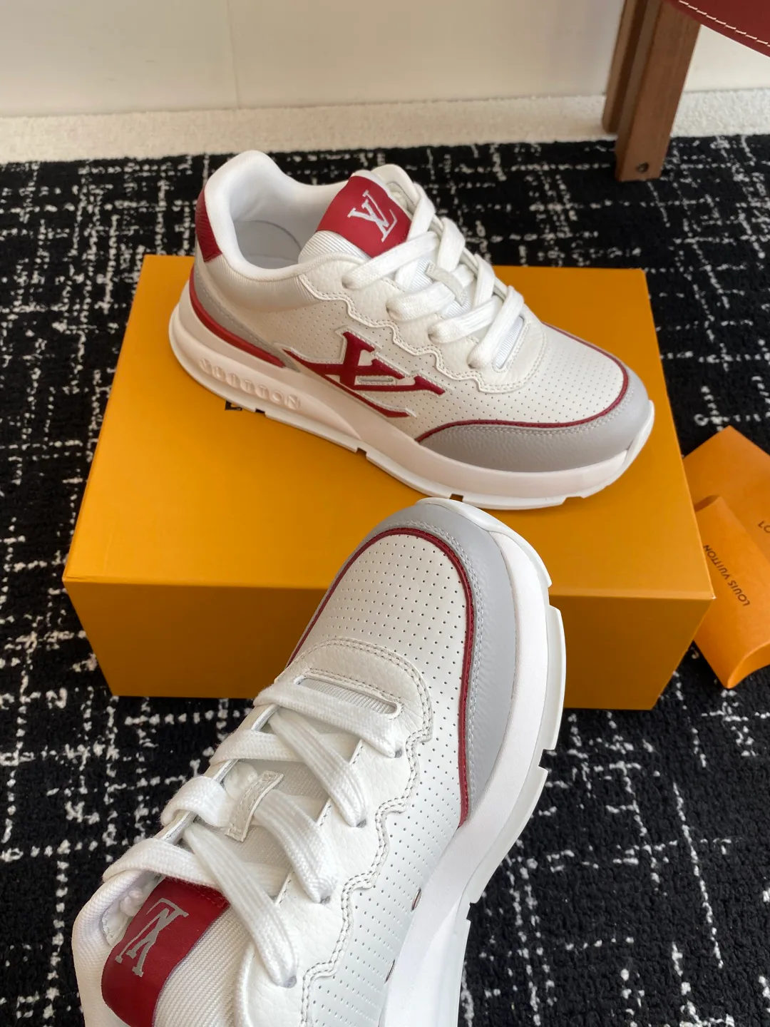 Кроссовки Мужские Louis Vuitton 28553