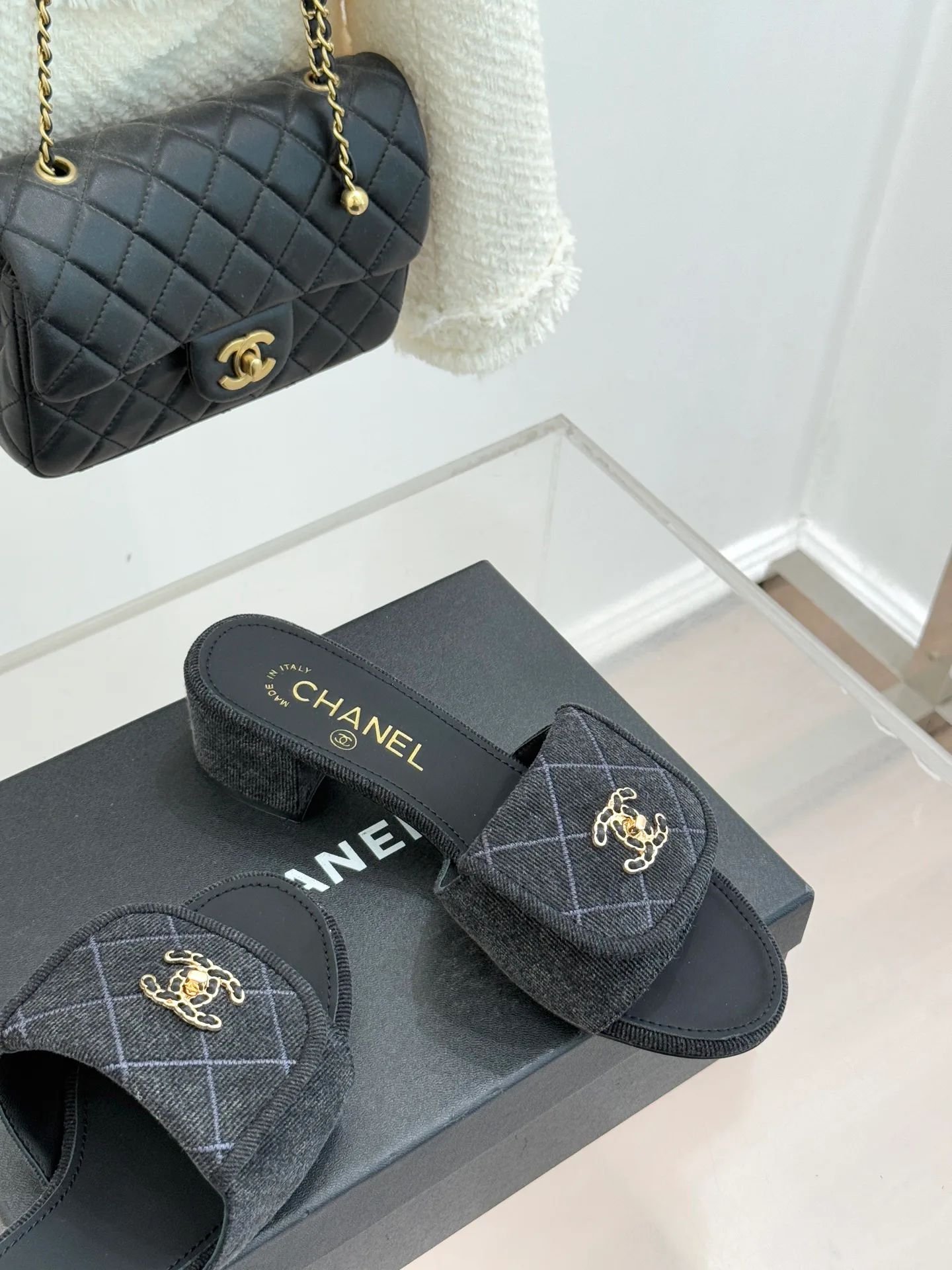 Шлепанцы Женские Chanel 9834978