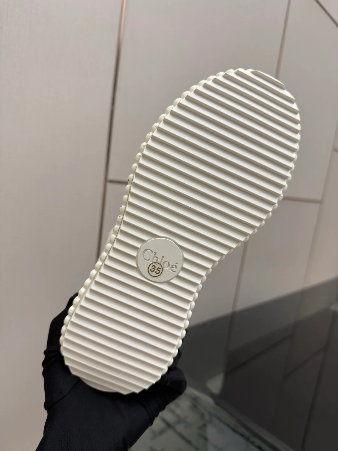 Кроссовки Женские Chloe 19336881