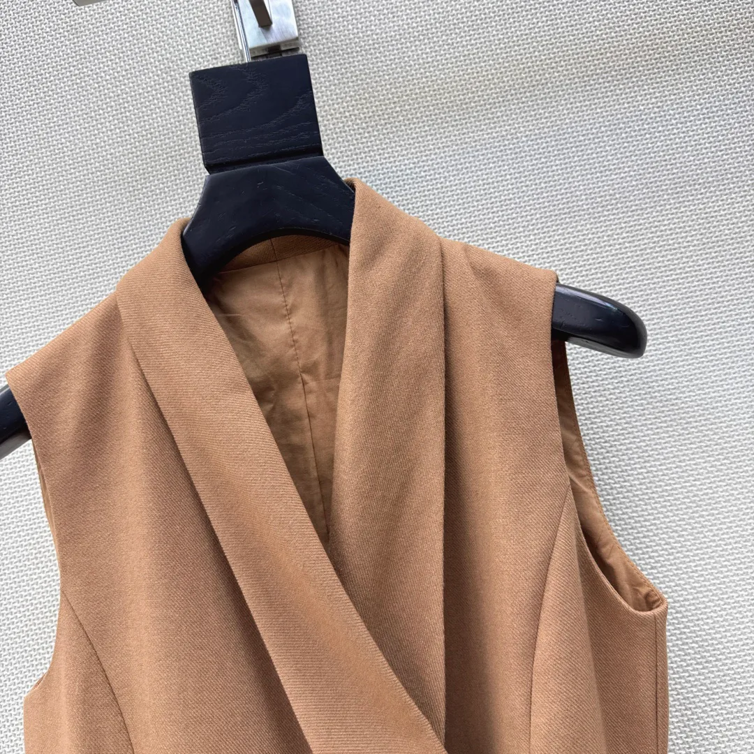 Жилеты Женские Brunello Cucinelli 11260377