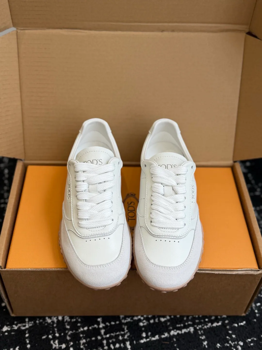 Кроссовки Женские Tod's 18409568