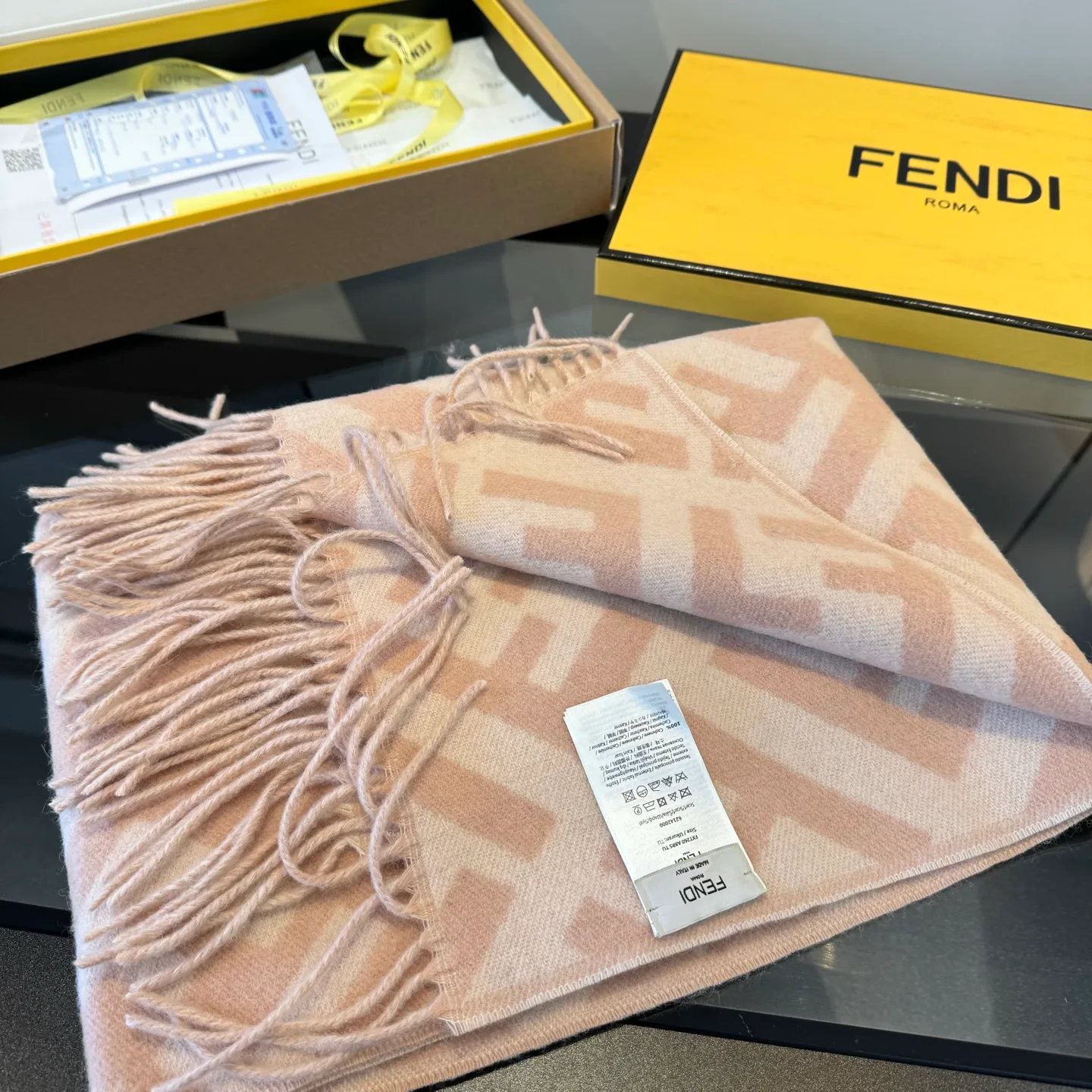 Шарфы Fendi 412336