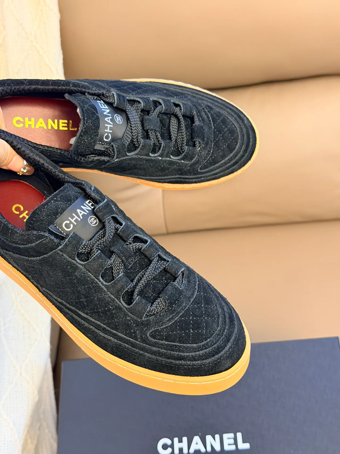 Кроссовки Женские Chanel 17510623