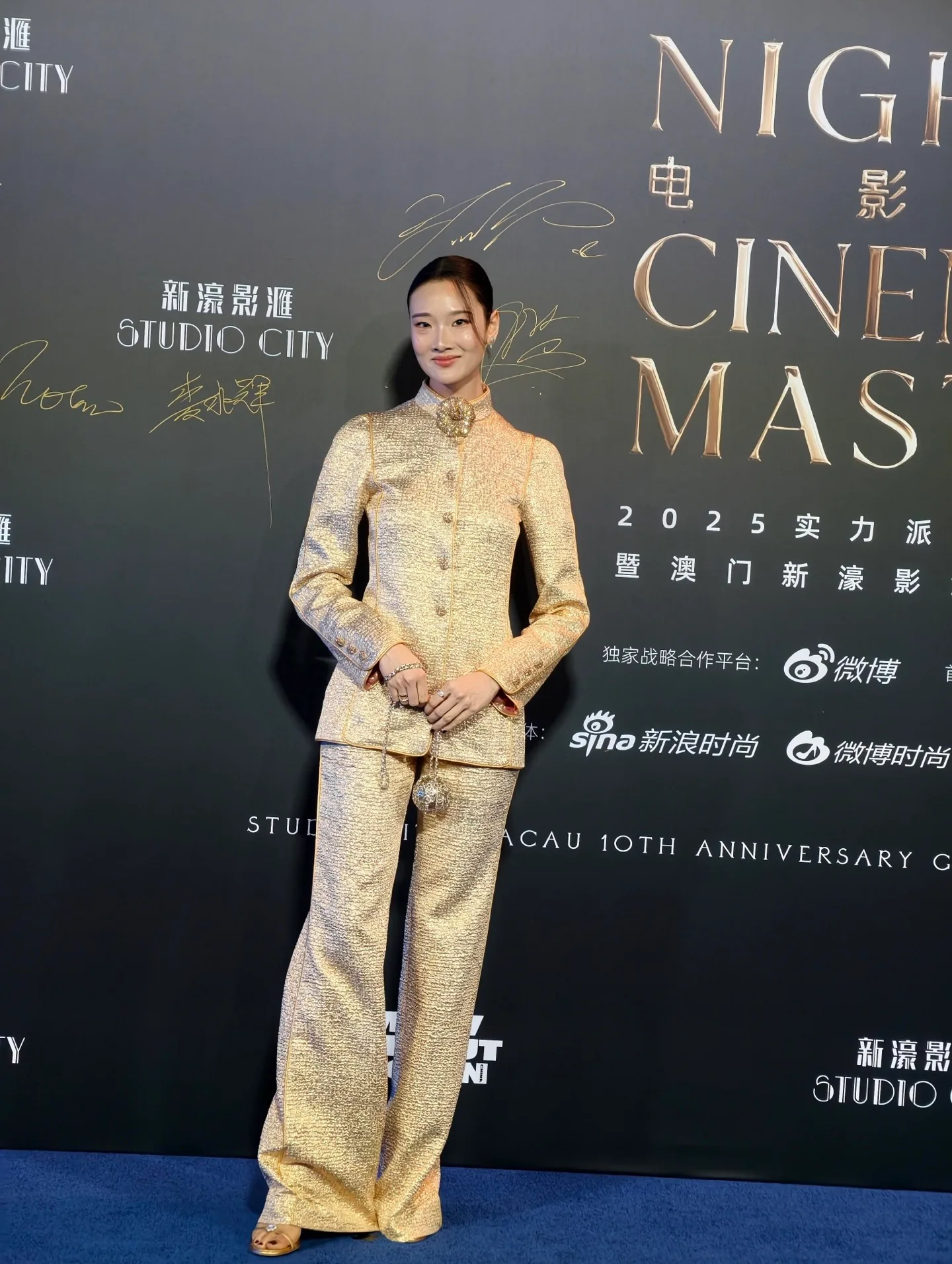 Костюмы Женские Chanel 2999658