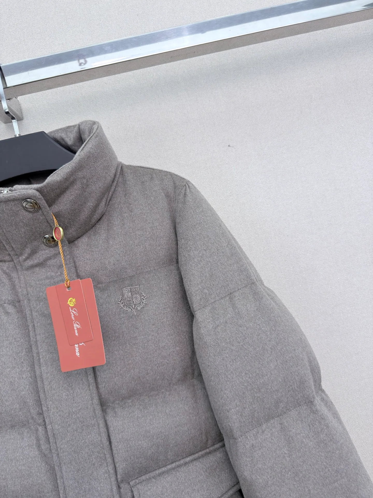 Куртки И Пуховики Женские Loro Piana 18108713