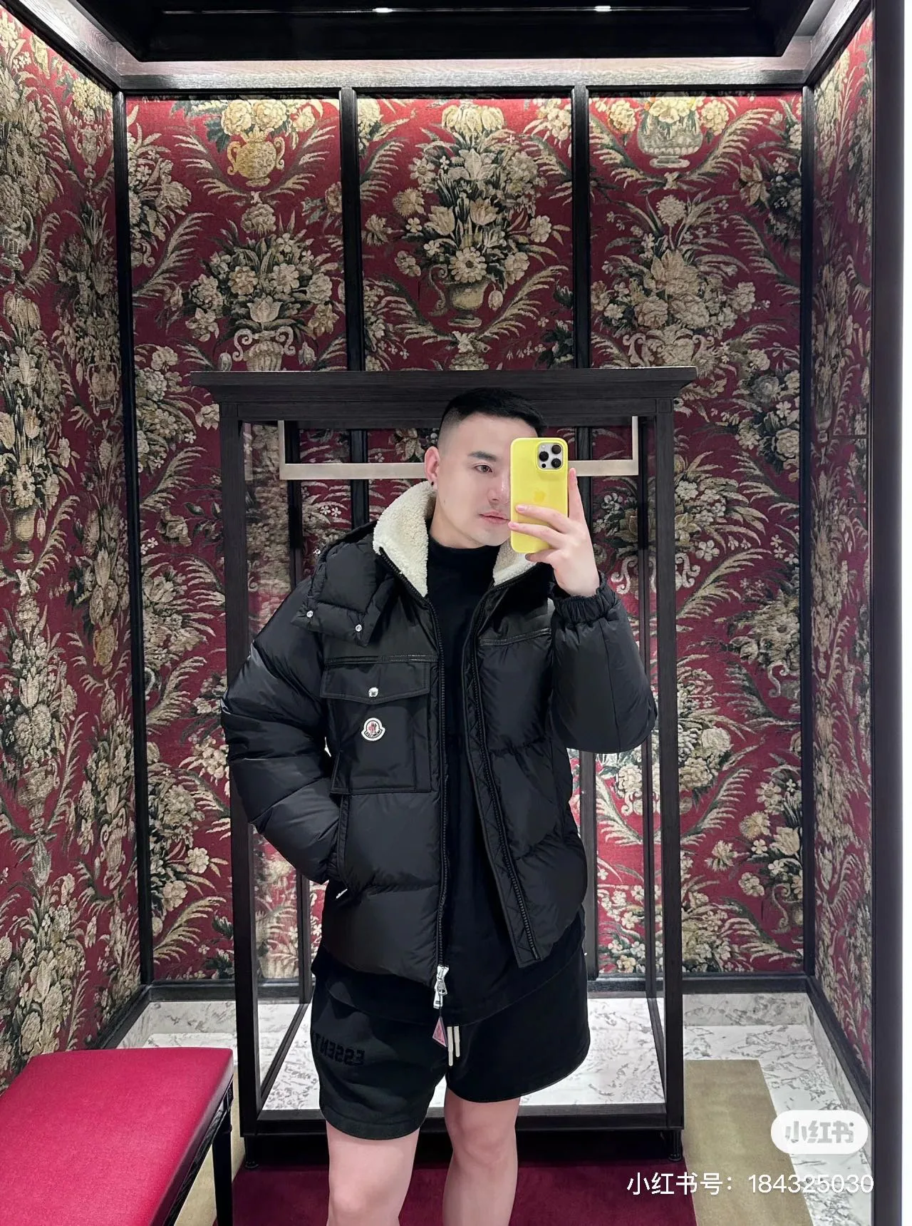 Куртки И Пуховики Мужские Moncler 5037