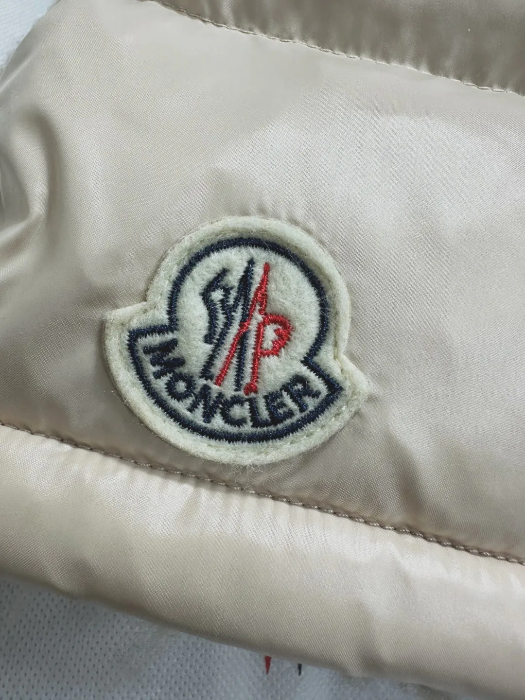 Жилеты Женские Moncler 18794639