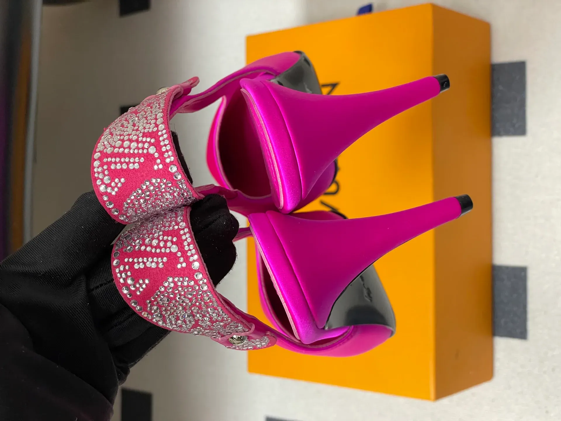 Туфли Женские Louis Vuitton 668702