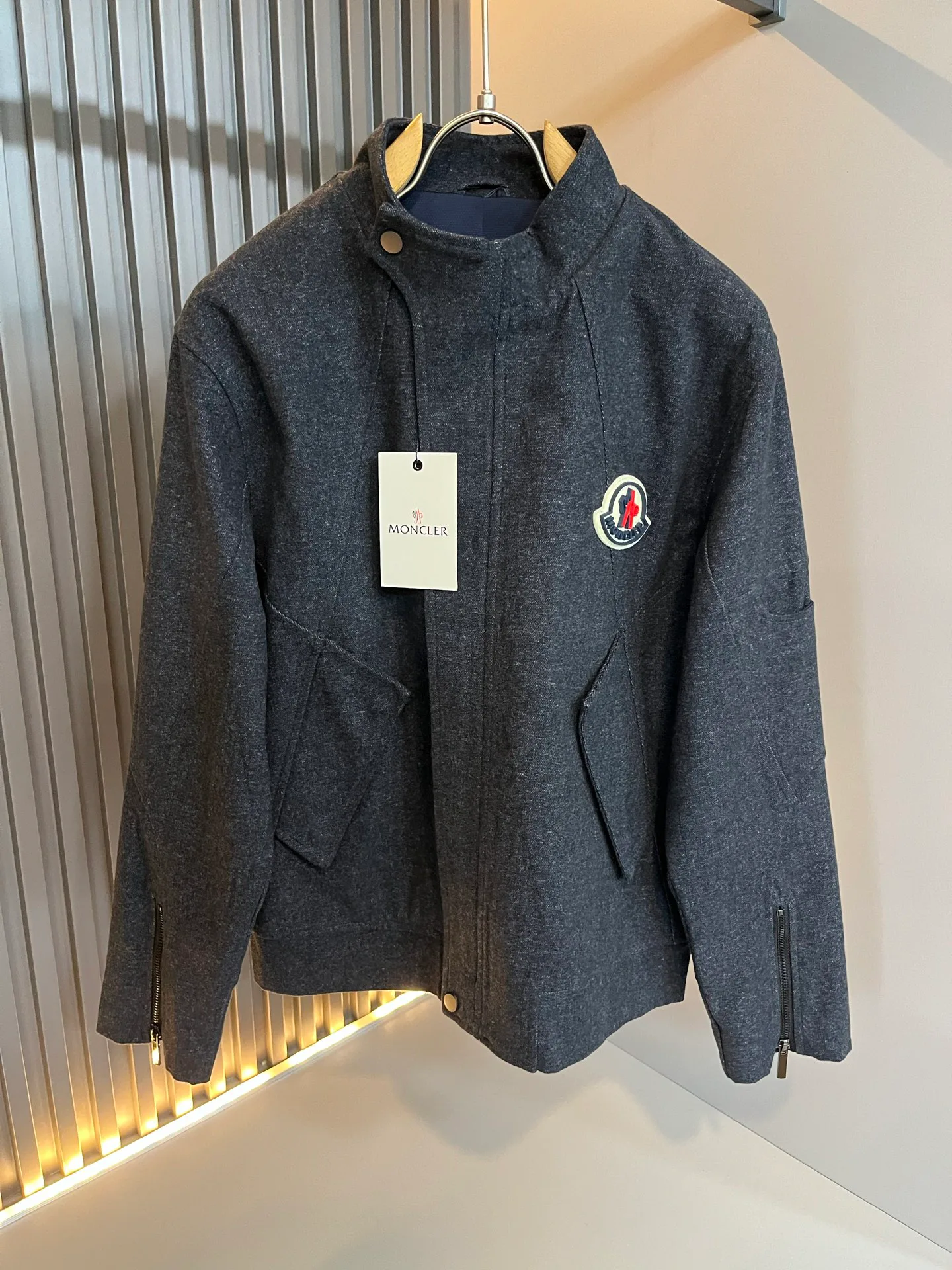 Куртки И Пуховики Мужские Moncler 569009