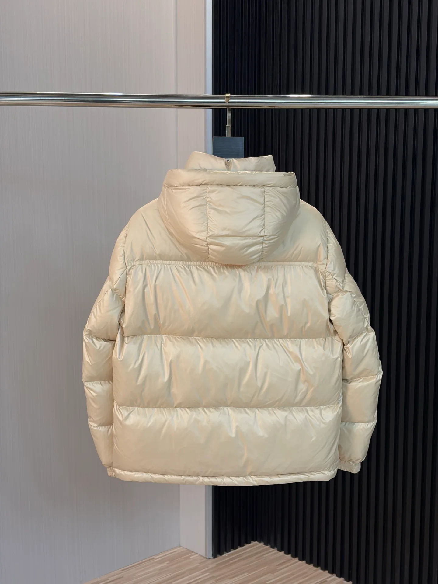 Куртки И Пуховики Женские Burberry 18689142