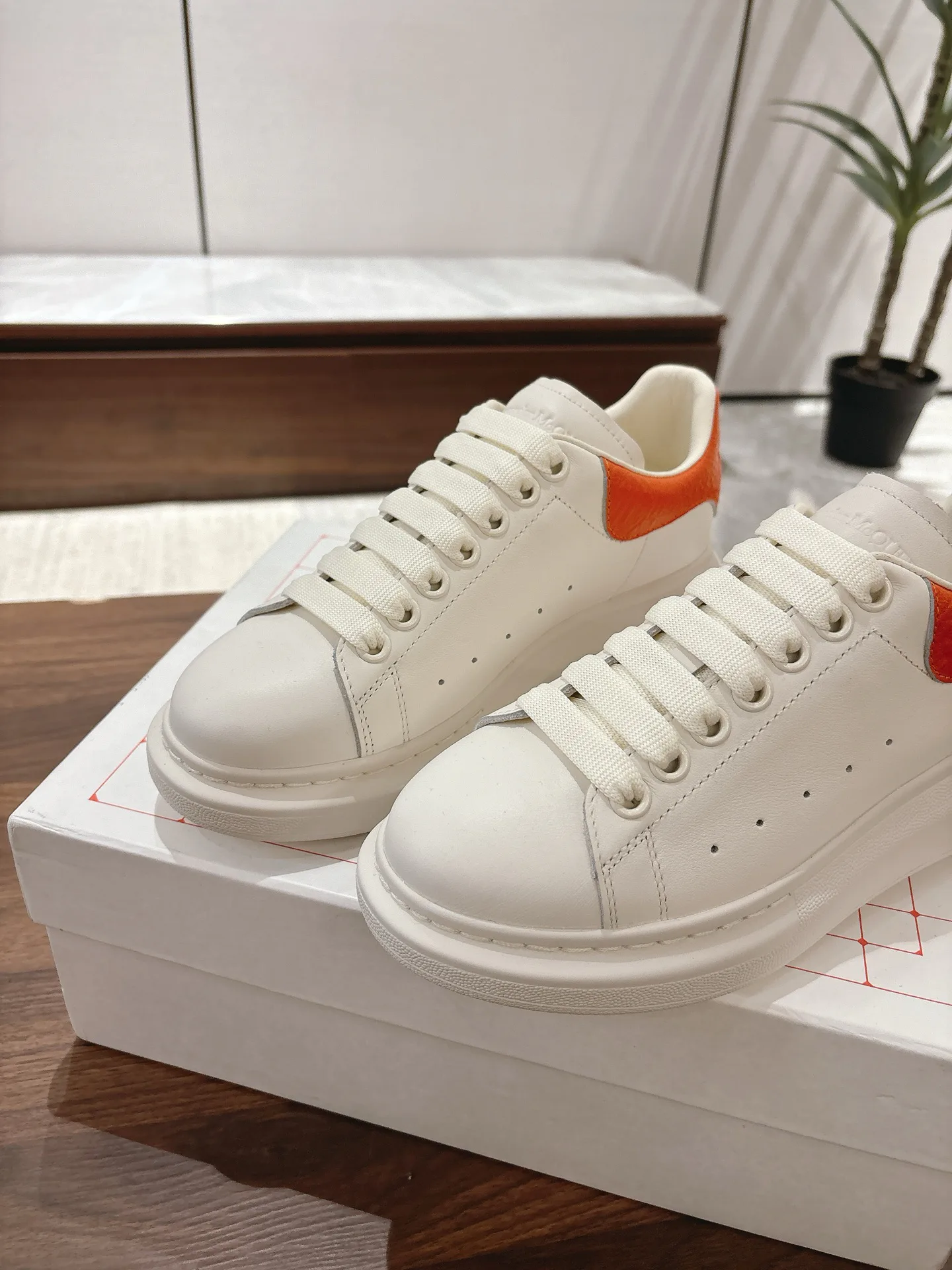 Кроссовки Женские Alexander Mcqueen 3500461