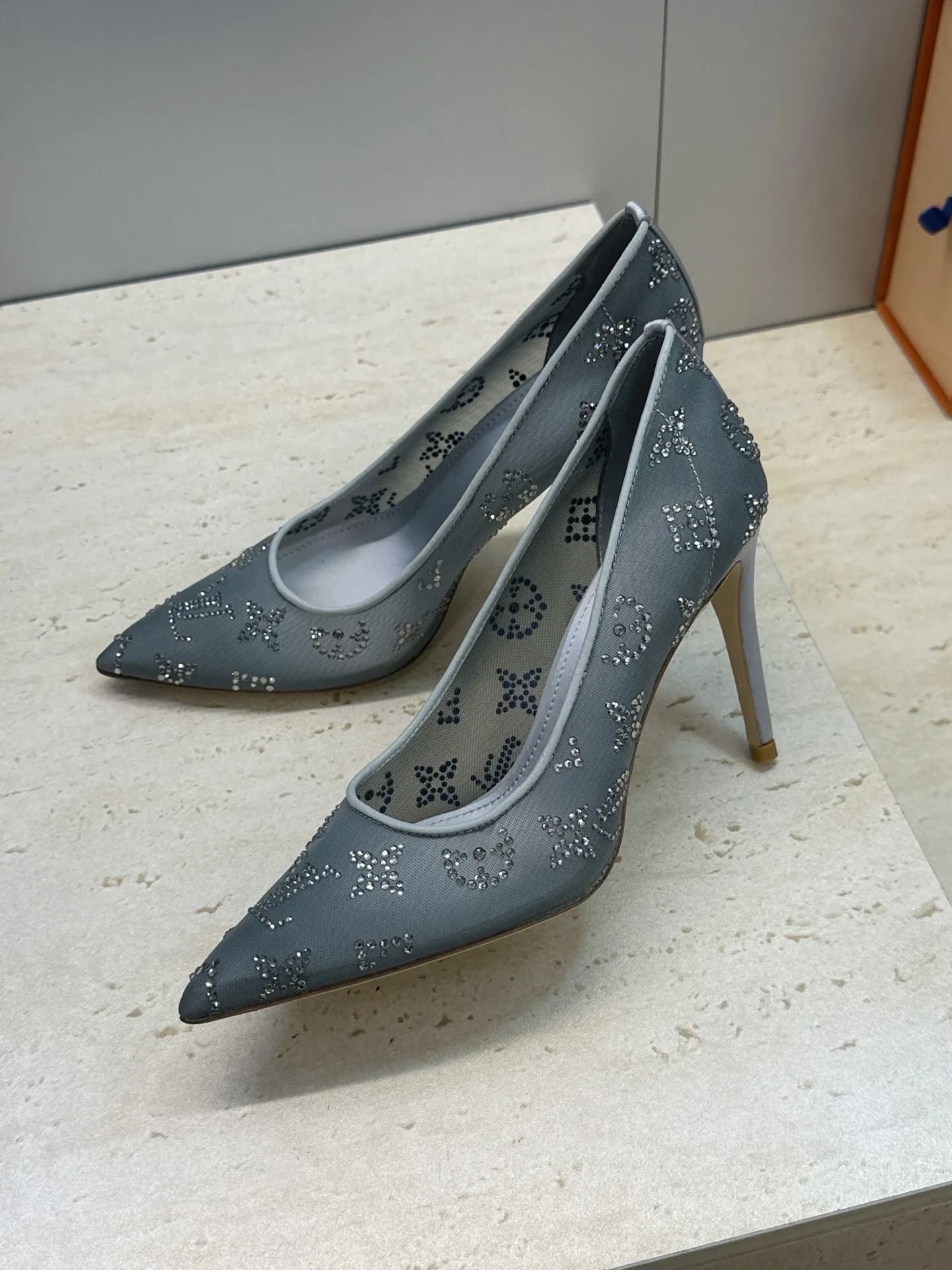 Туфли Женские Louis Vuitton 13346483