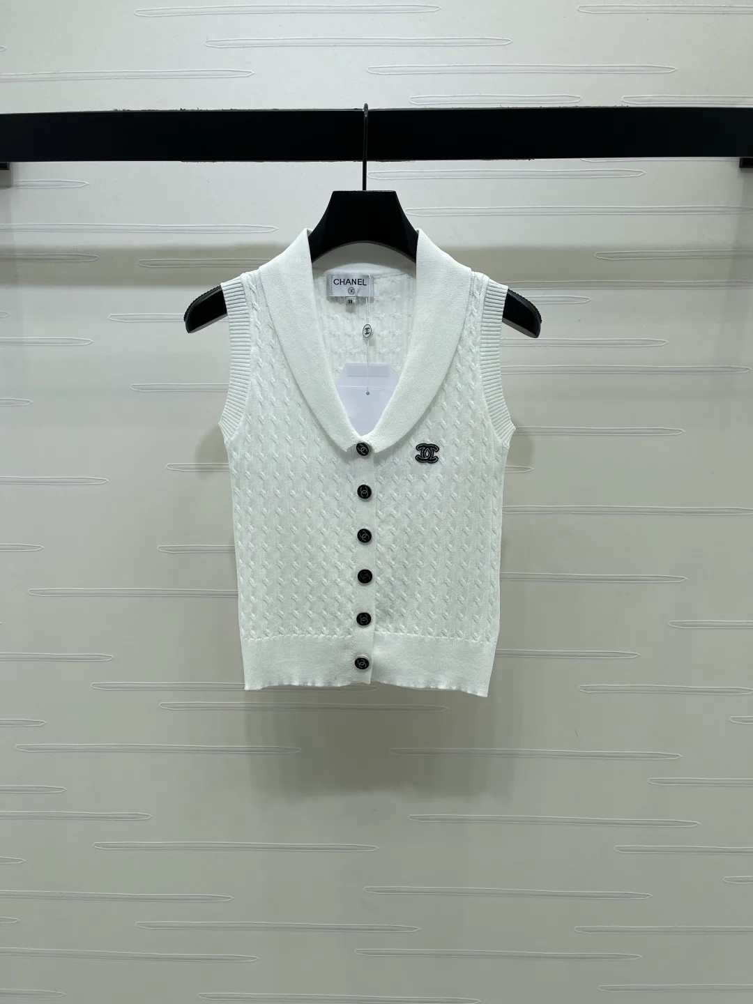 Жилеты Женские Chanel 17399241