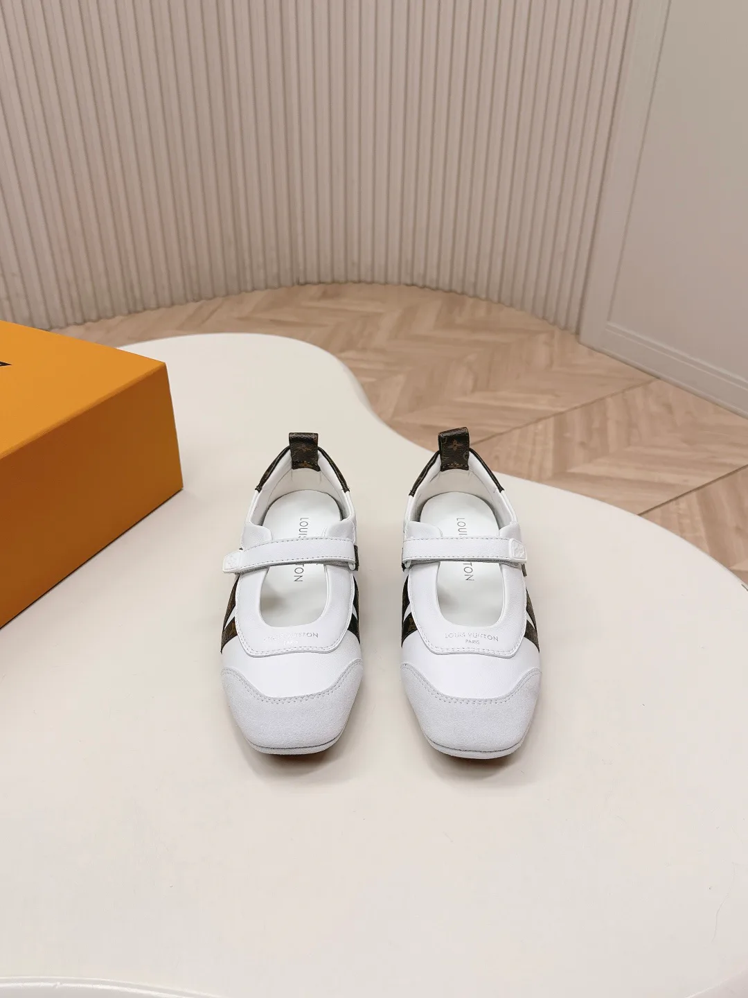 Балетки Женские Louis Vuitton 11554401