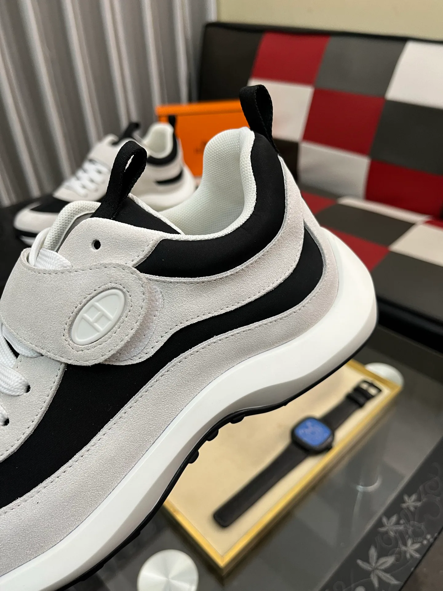 Кроссовки Женские Hermes 267858