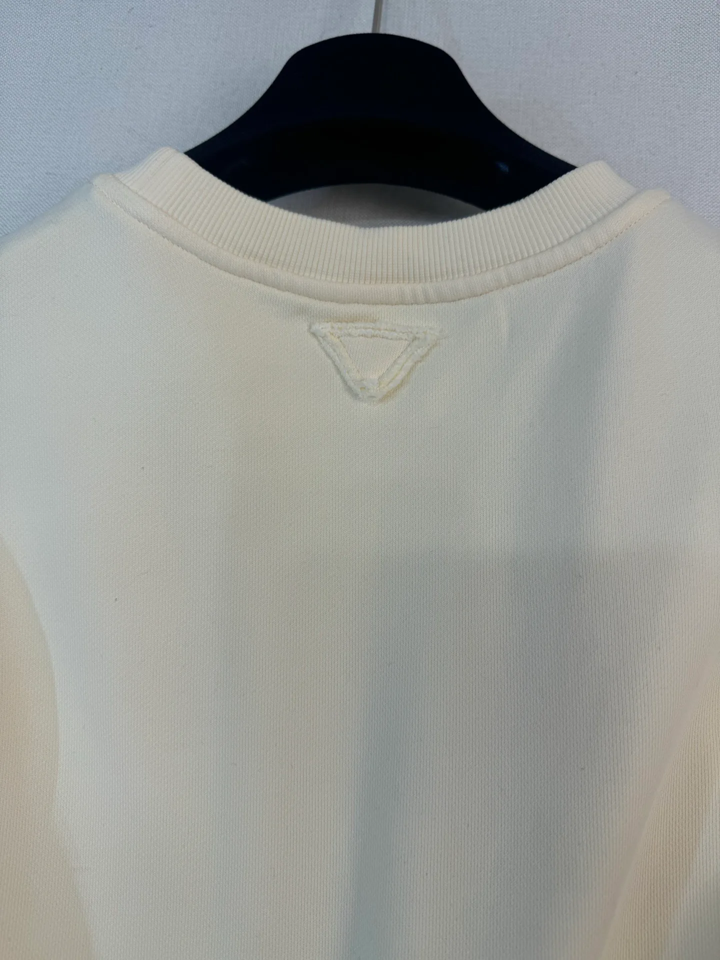 Футболки Женские Prada 13539691