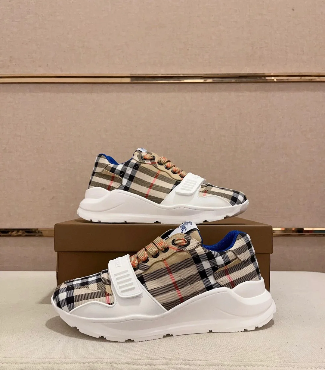 Кроссовки Мужские Burberry 848790