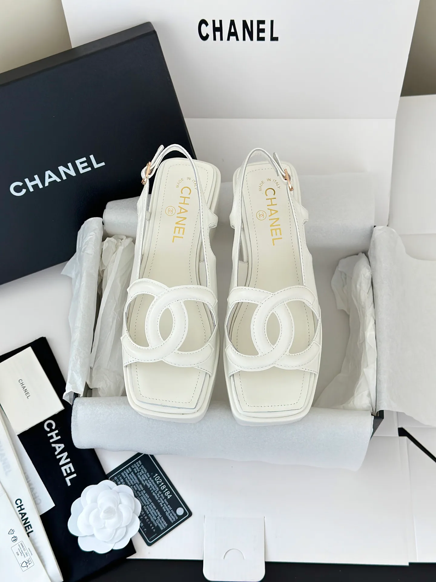 Босоножки Женские Chanel 18143038