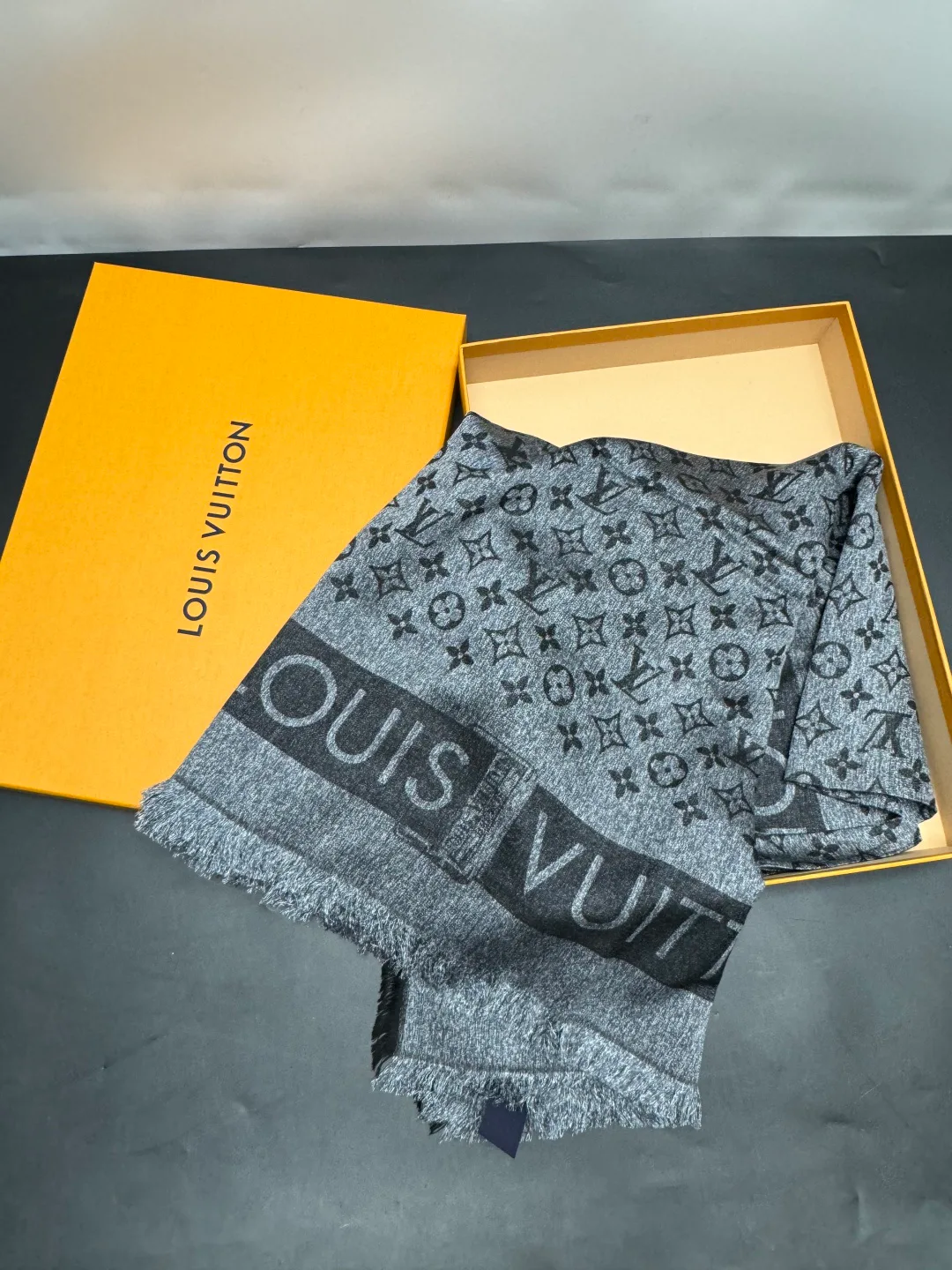 Шарфы Louis Vuitton 2639152