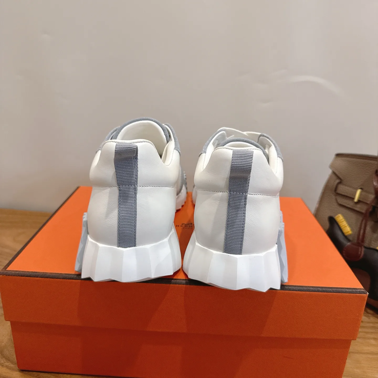 Кроссовки Мужские Hermes 17414506