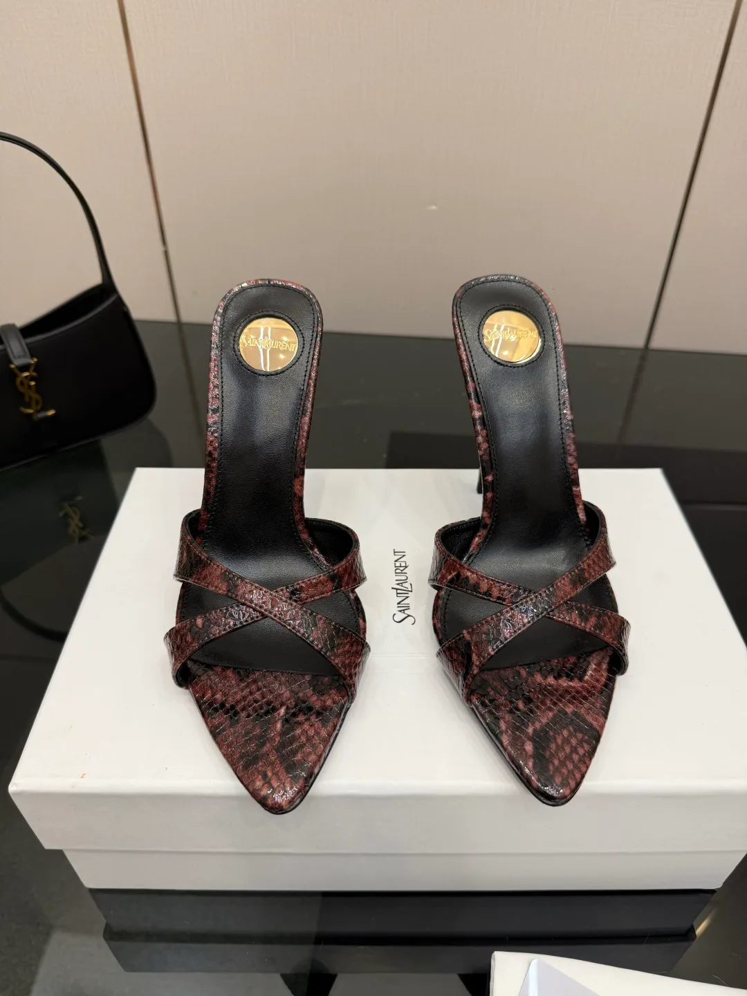 Босоножки Женские Saint Laurent 11424892