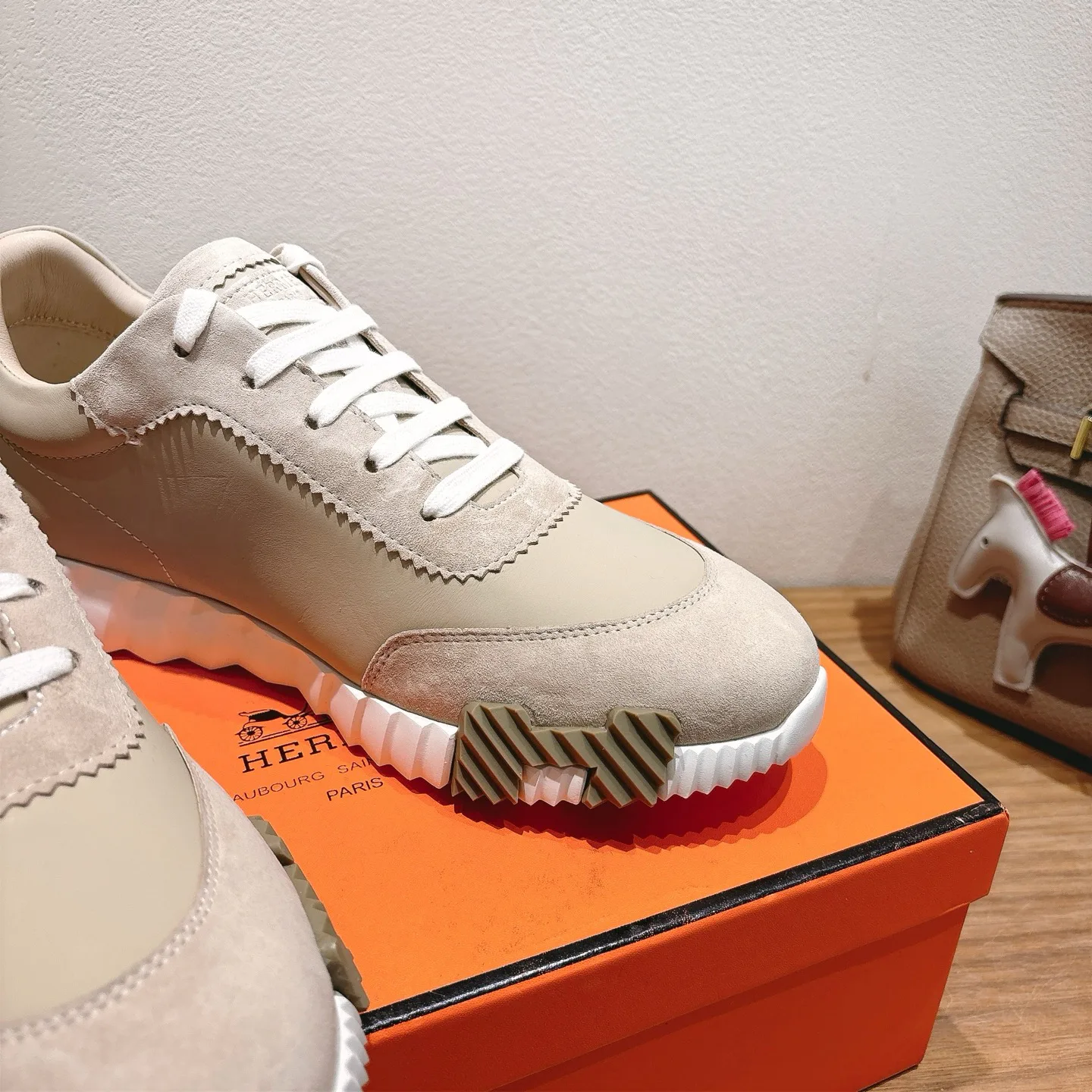 Кроссовки Женские Hermes 9915041