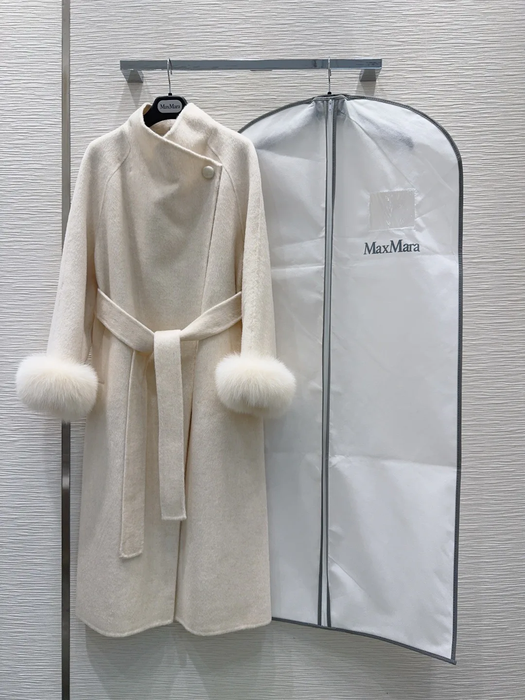 Пальто Женские Max Mara 18456304