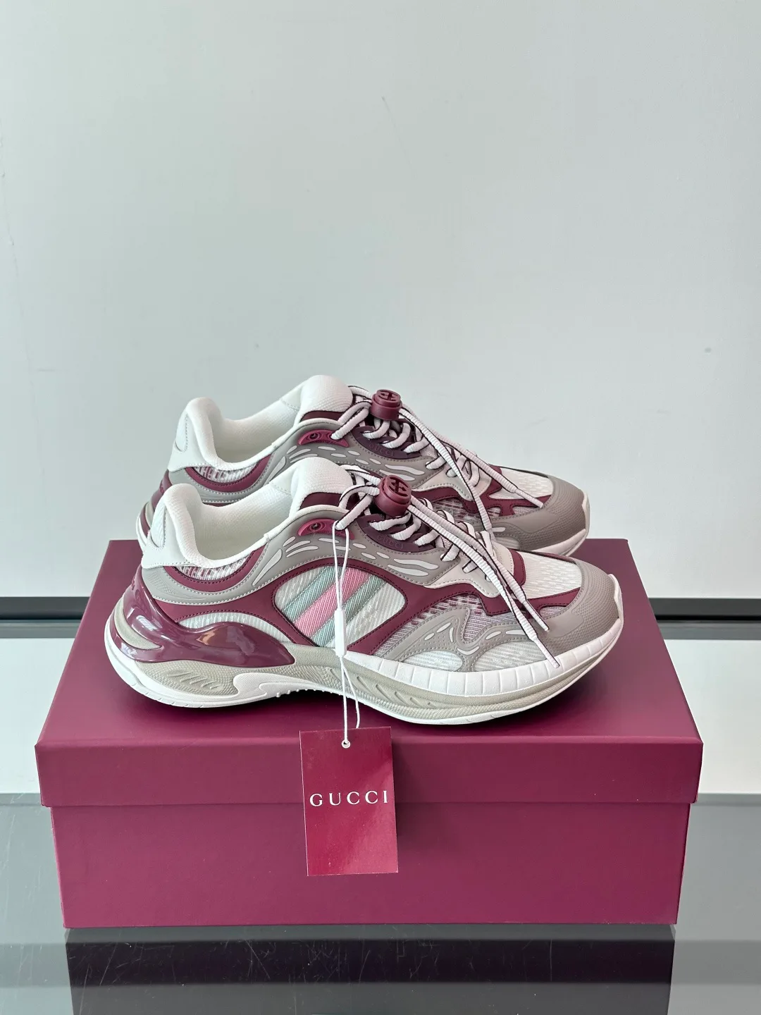 Кроссовки Женские Gucci 11398857