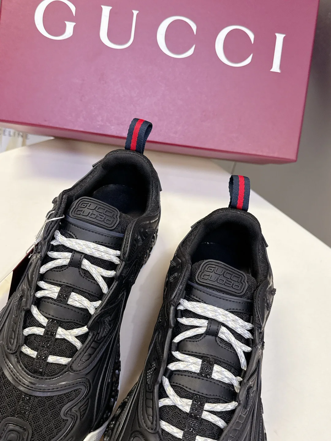 Кроссовки Женские Gucci 10053286