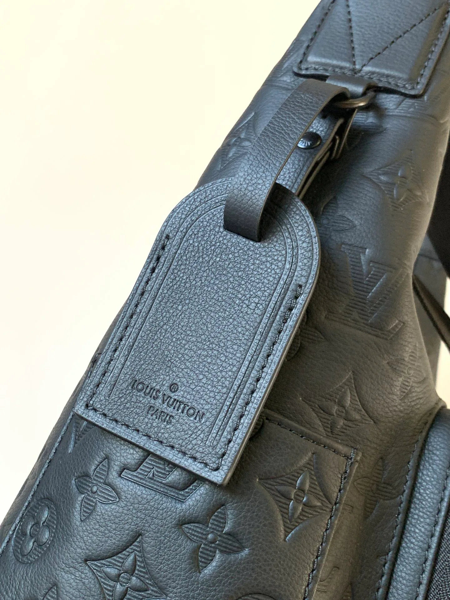 Классические Сумки Женские Louis Vuitton 13435247