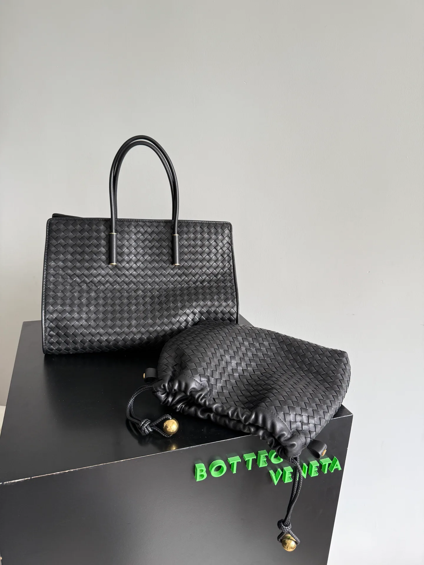 Классические Сумки Женские Bottega Veneta 12214528