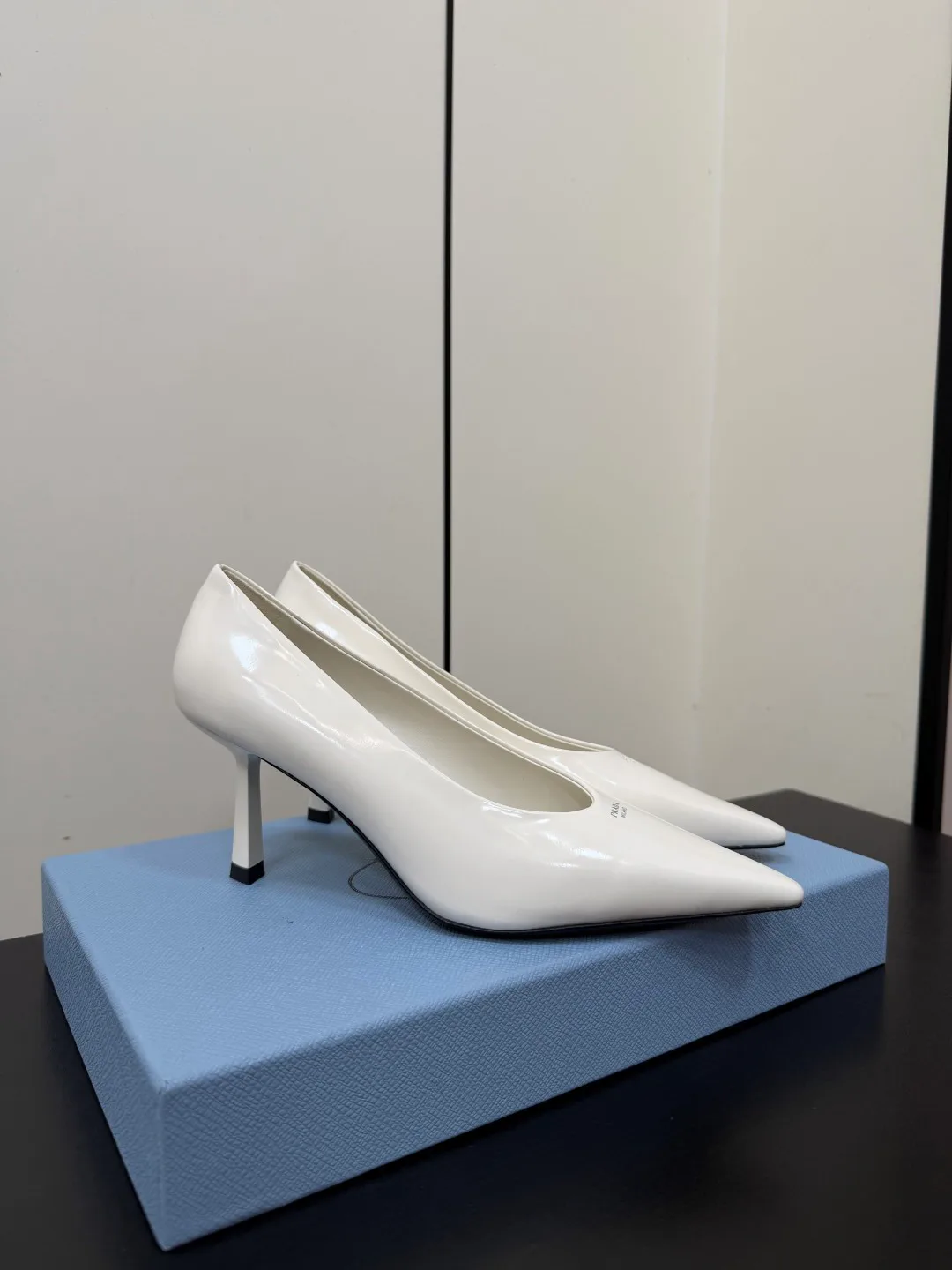 Туфли Женские Prada 17456128