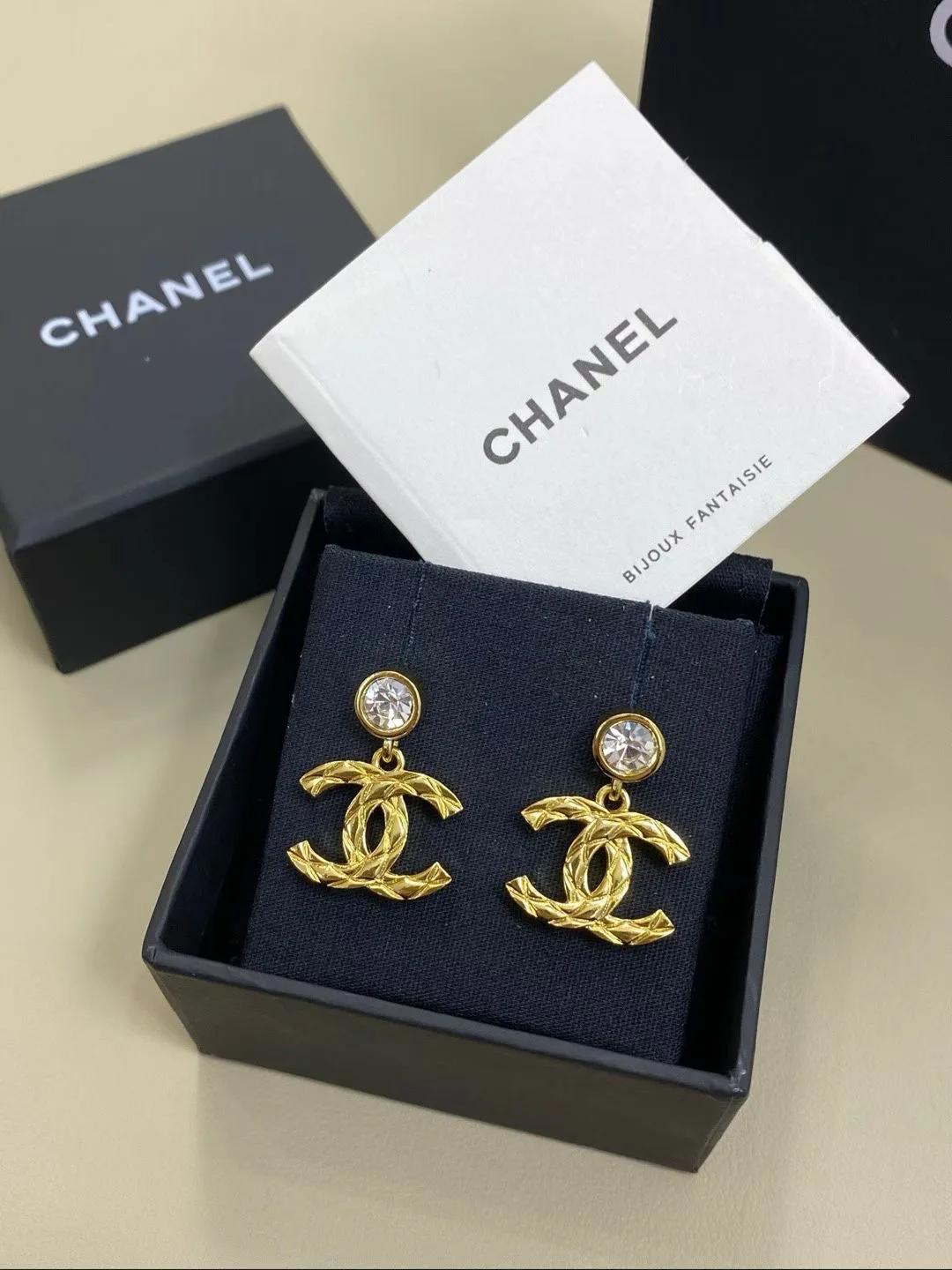 Бижутерия Chanel 11223552