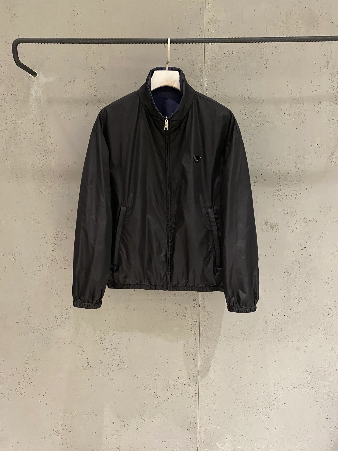 Куртки И Пуховики Мужские Prada 17938034