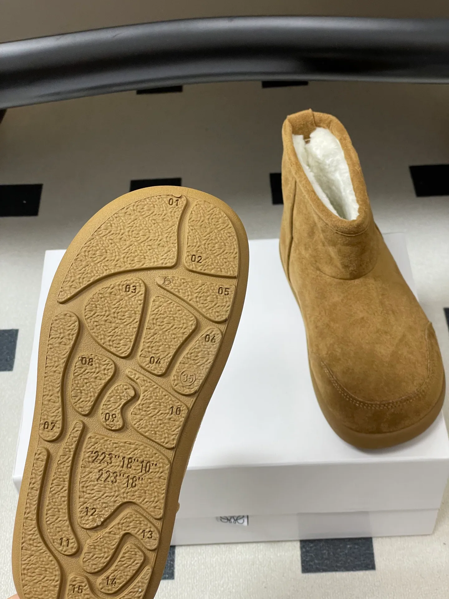 Угги Женские Loewe 388335