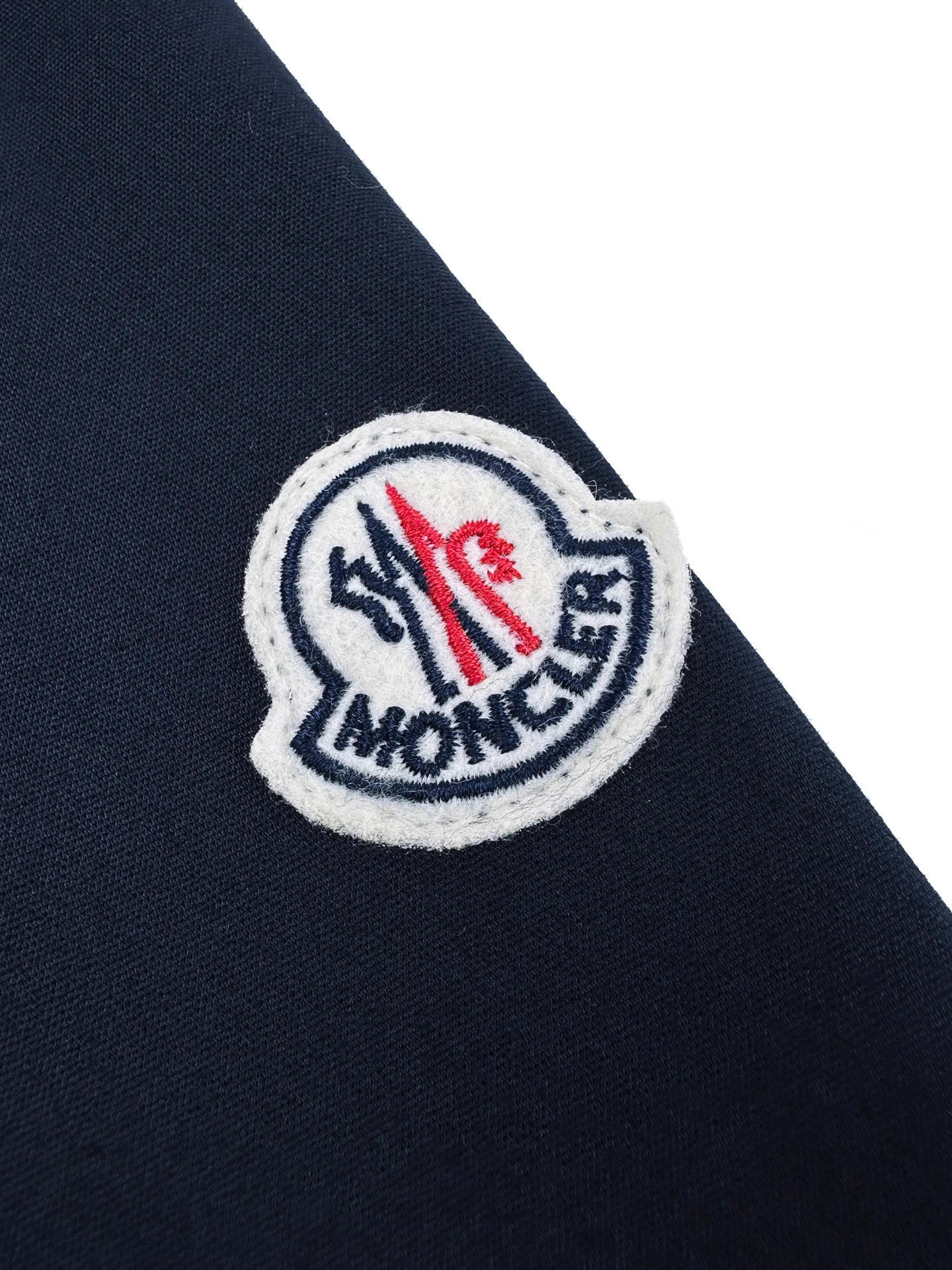 Куртки И Пуховики Женские Moncler 18487142