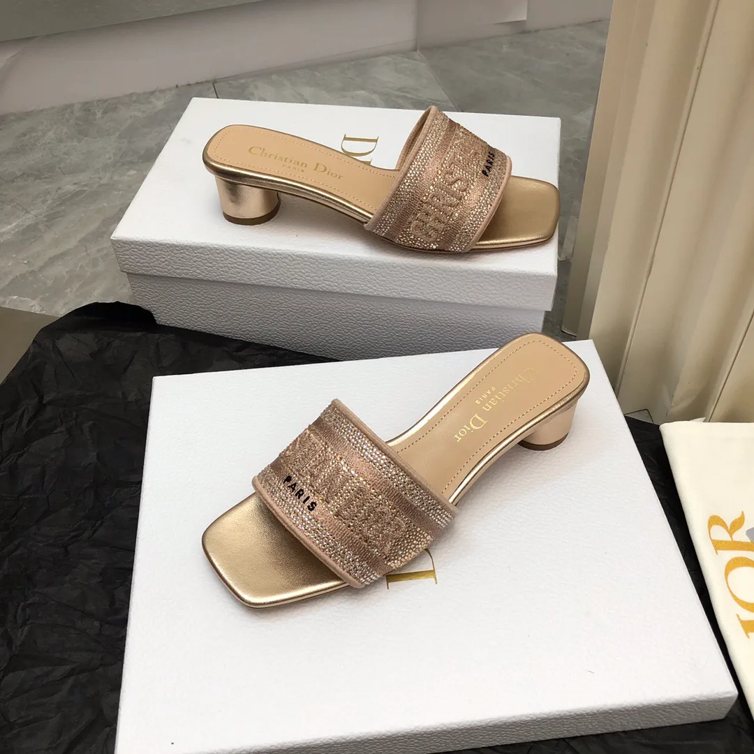 Босоножки Женские Christian Dior 18634012