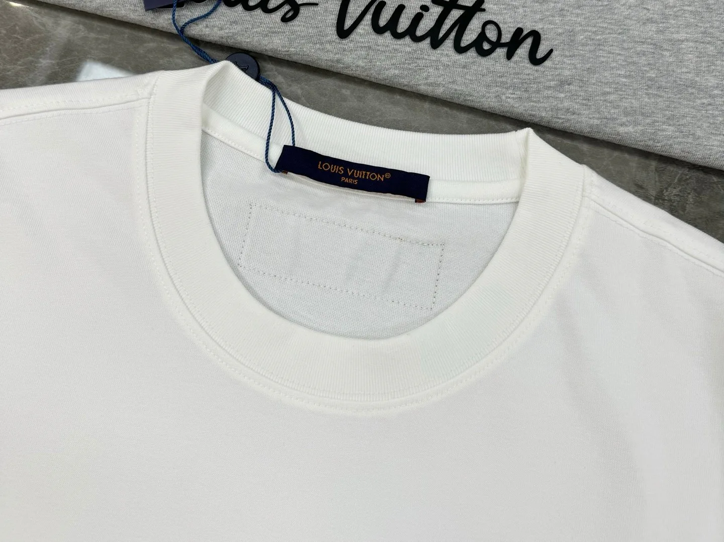 Футболки Женские Louis Vuitton 1887769