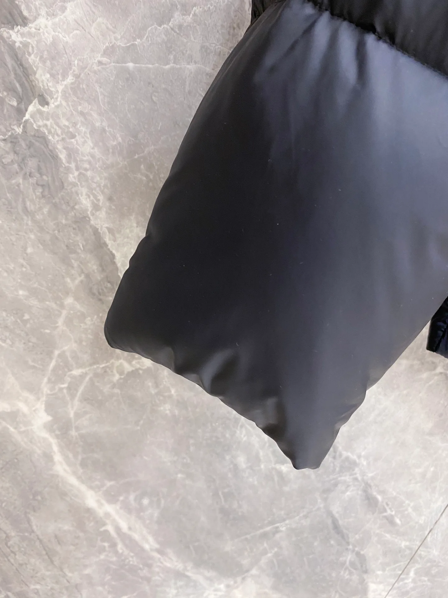 Куртки И Пуховики Мужские Gucci 619048