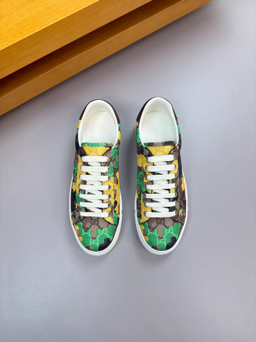 Кеды Женские Gucci 11702492